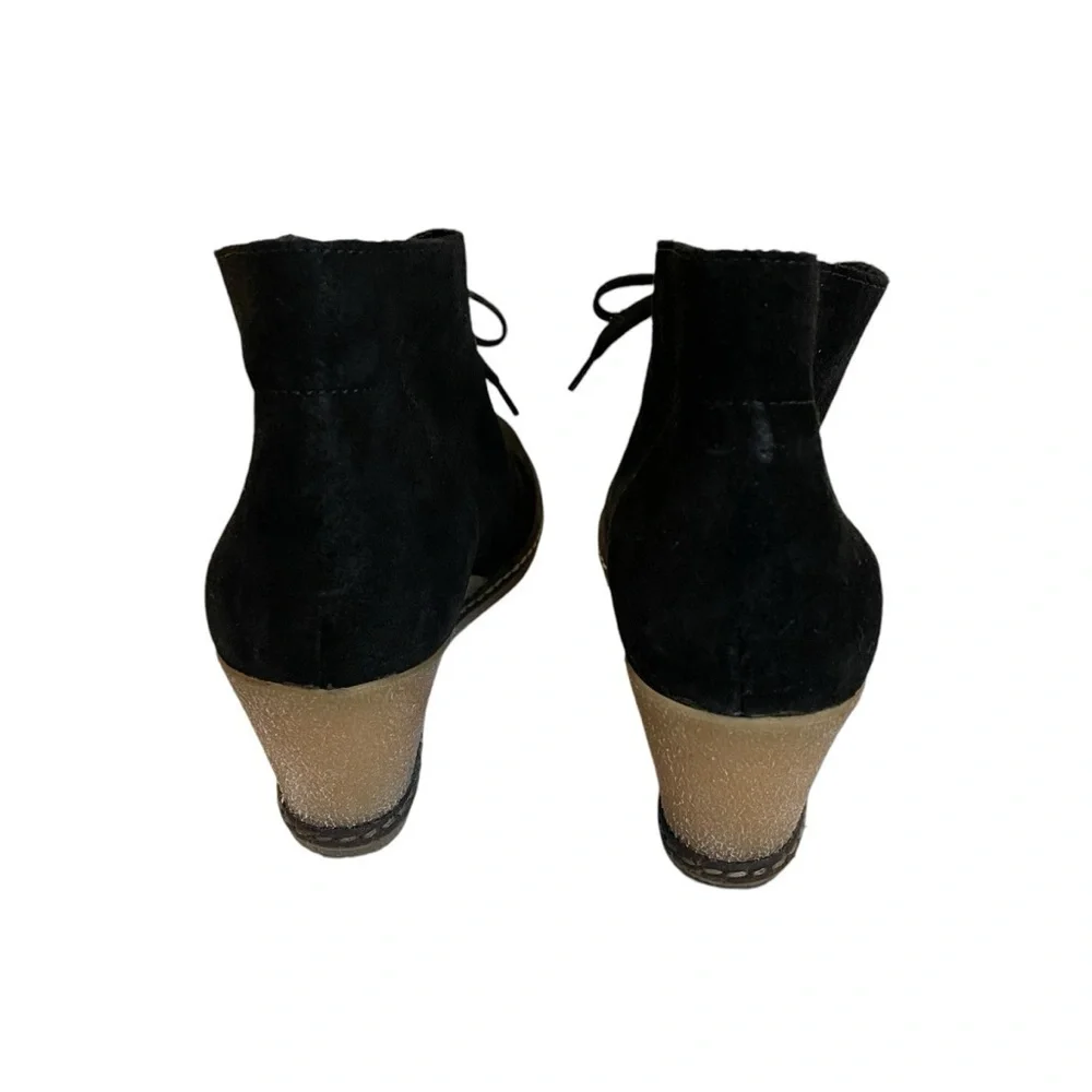J. Crew Women’s Size 10 Black Suede Wedge Boots. Made in 🇮🇹 Italy. Lace up.
